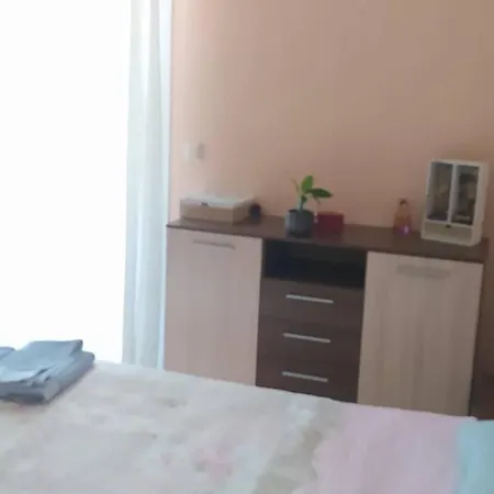 Проживание в семье Giota's House-free Parking