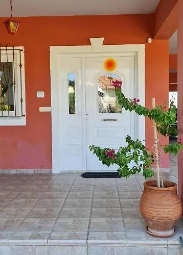 Giota's House-free Parking