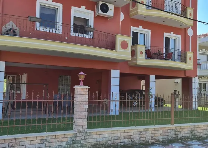 Giota's House-free Parking منزل للإقامة