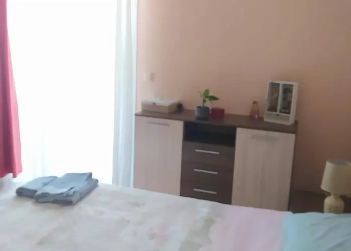منزل للإقامة Giota's House-free Parking